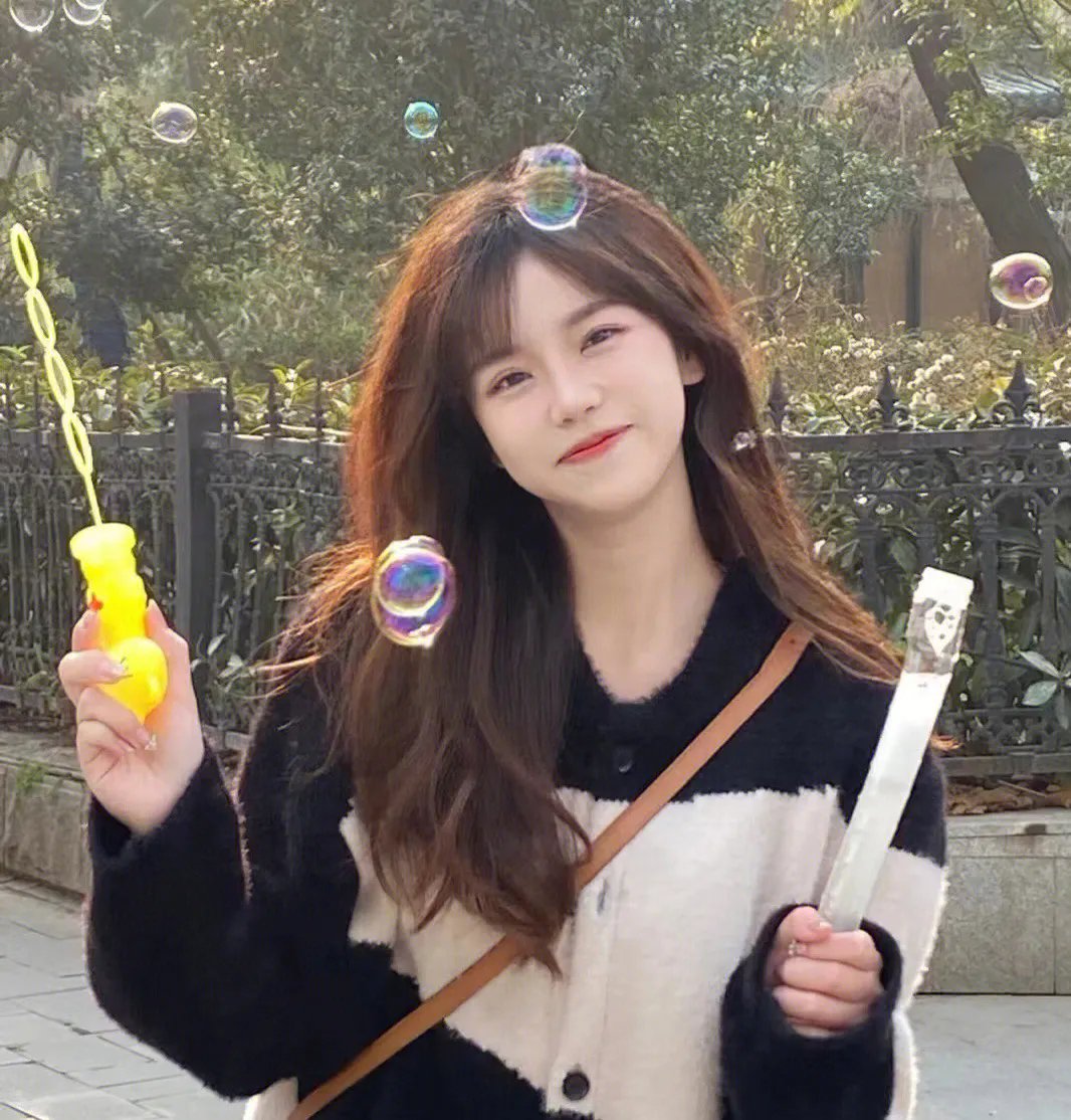 尤莉亚老师的红线